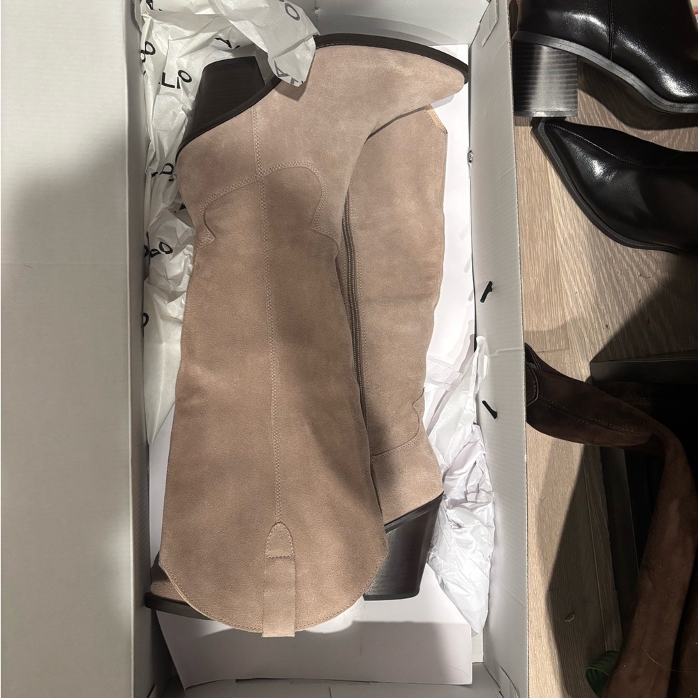 Aldo boots tan size 7.5 Never Worn